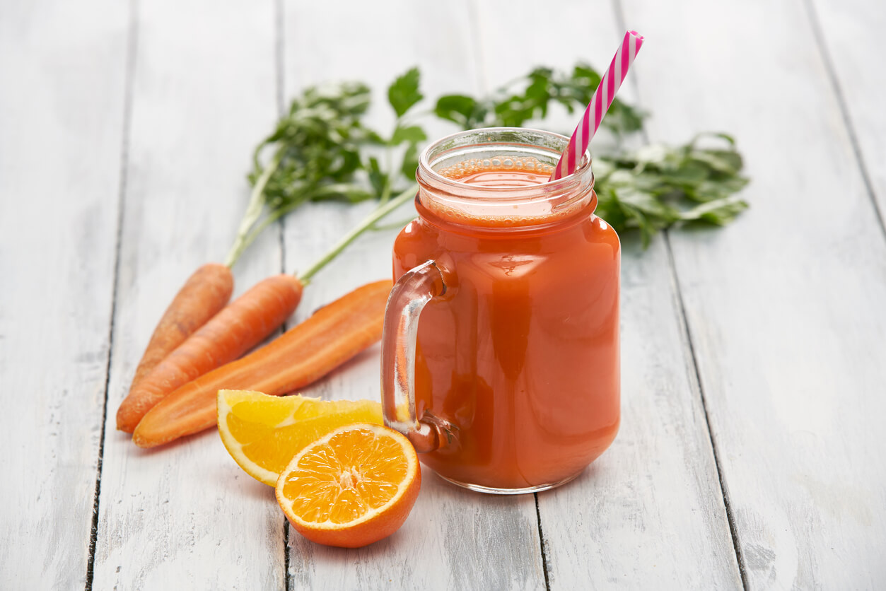 Healthy vegetable and fruit juice