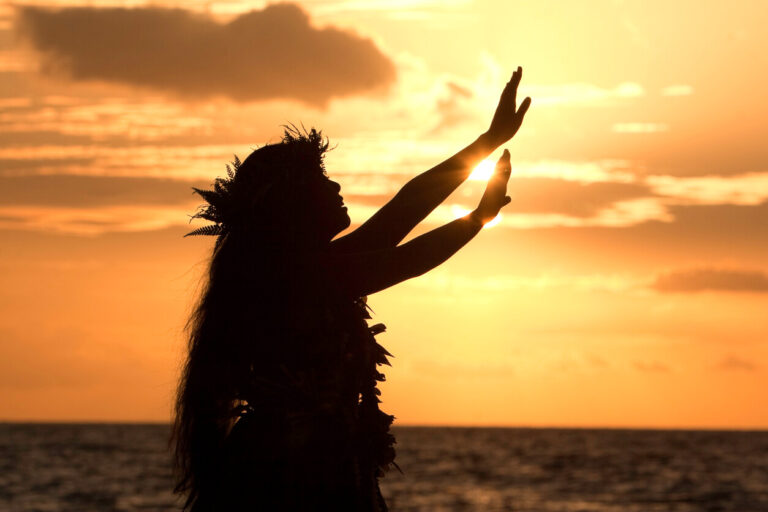 Hula girl reaches for the sun