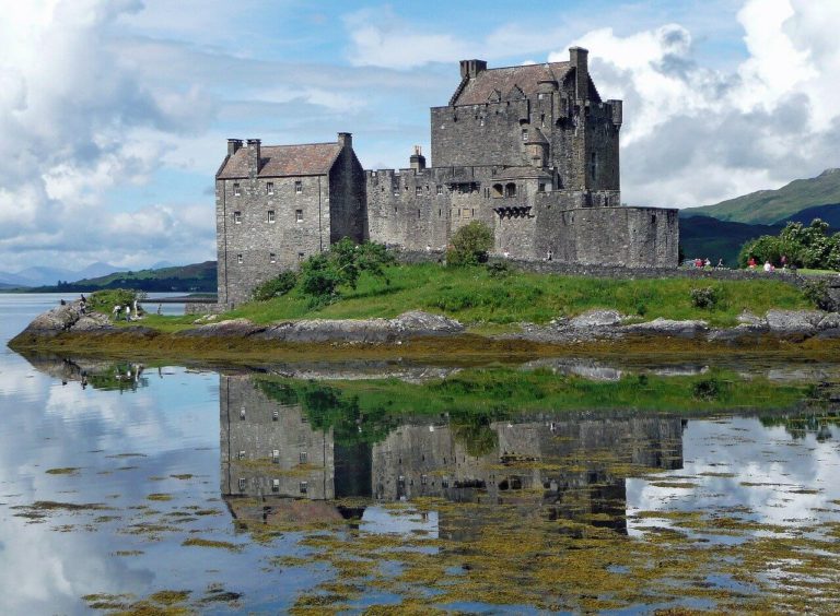 Eilean donan castle in Scotland